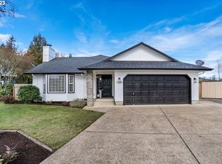 3152 W St, Springfield, OR 97477