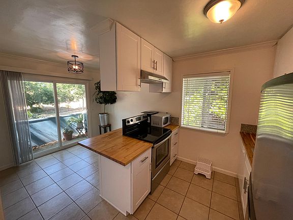 5th image of 1127 West St #3