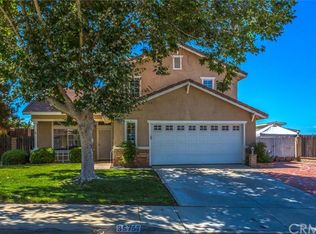 35757 Country Creek Dr, Yucaipa, CA 92399