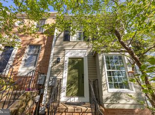 5001 9th St S, Arlington, VA