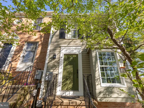 5001 9th St S, Arlington, VA 22204