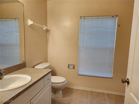 5th image of 1224 Bayou St E #1224