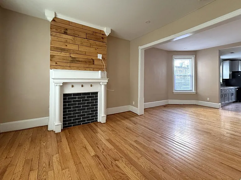 463 Earlham Ter — Photo 31