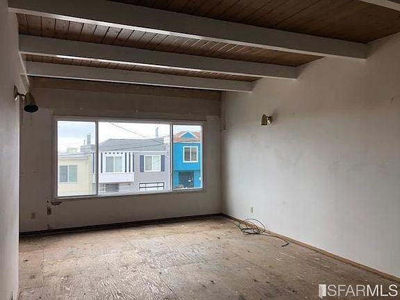 2nd image of 222 Vernon St