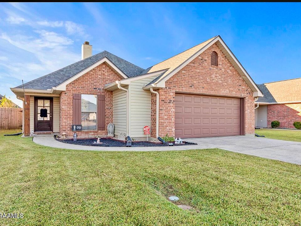 1st image of 131 Legend Creek Dr