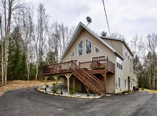 1450 Manktown Rd, Waldoboro, ME 04572