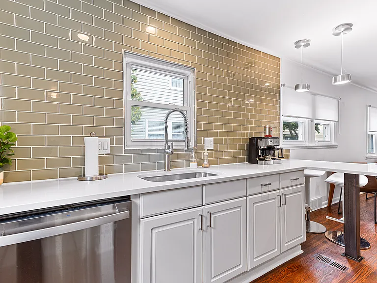 1348 Ruffner Ave — Photo 10