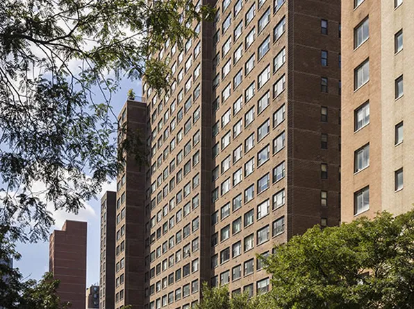 340 East 64th Street image 17 of 23