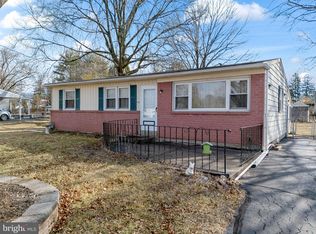 90 Holly Dr, Trappe, PA 19426