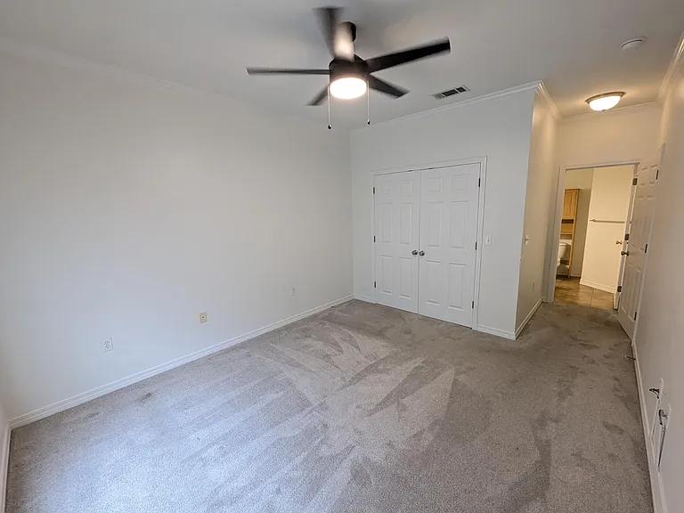1537 Bentley Cir — Photo 15