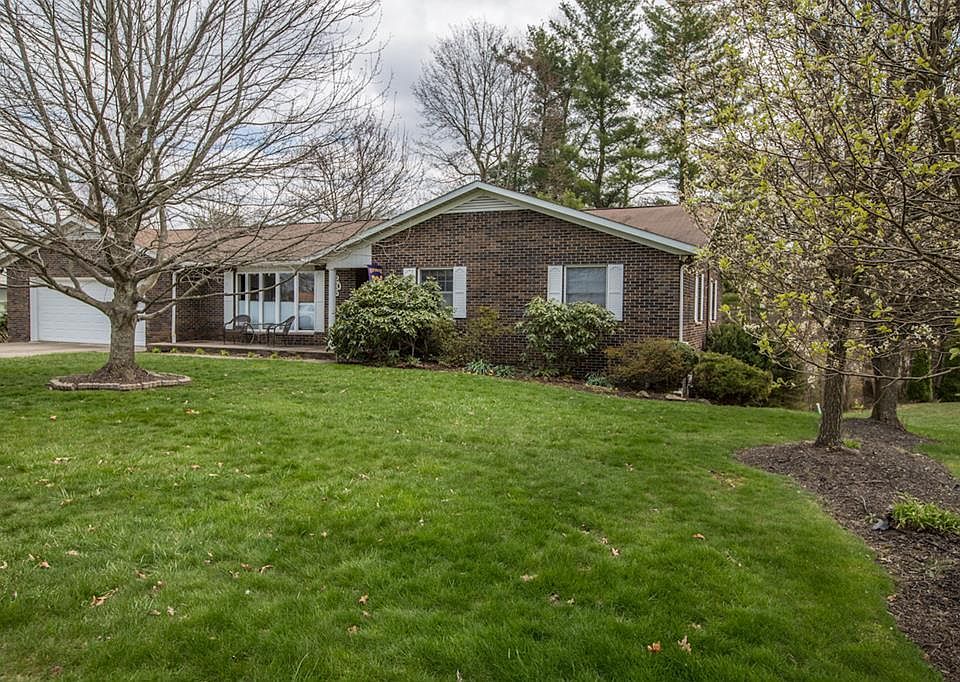 1st image of 205 Homewood Dr
