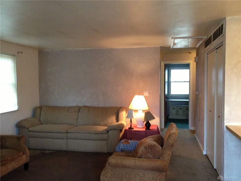 2nd image of 6687 Siamese Ave