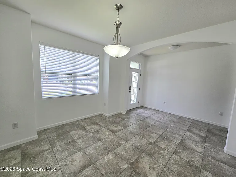 1723 Musgrass Cir — Photo 2