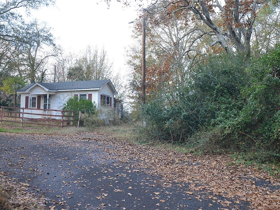 2nd image of 105 Mauldin Cir