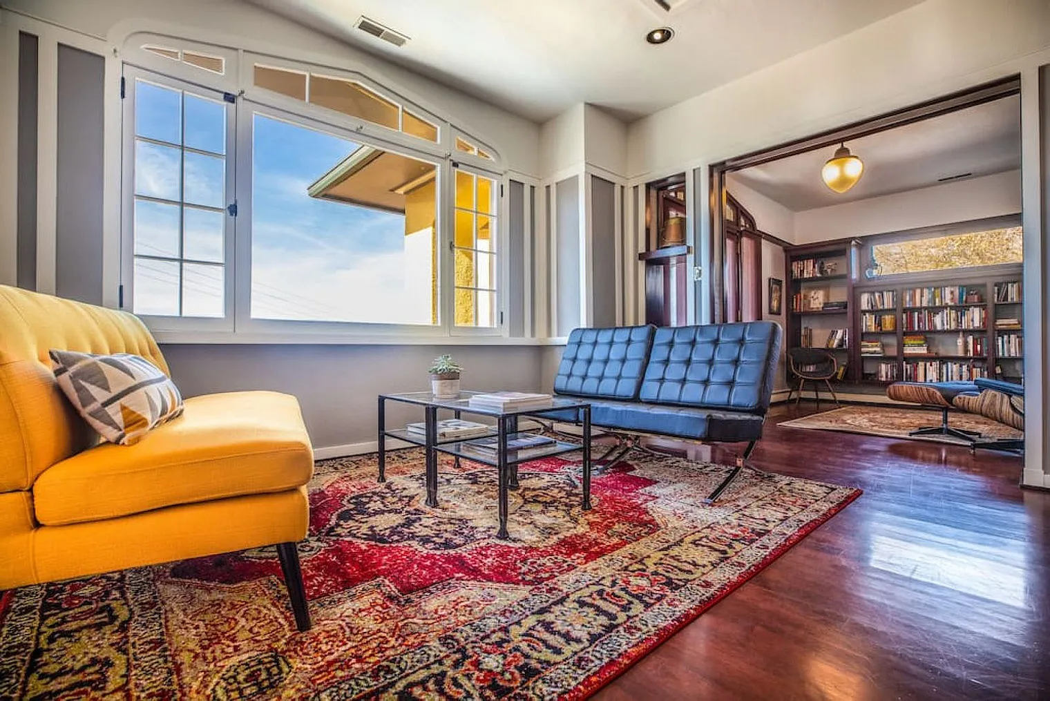 3 bed, 2.0 bath, $8,934 — Photo 2