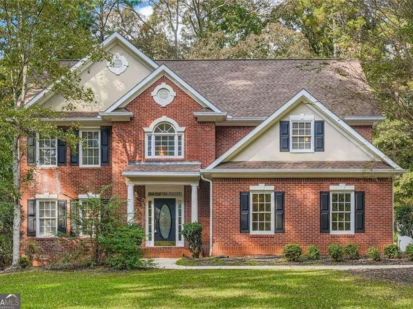 100 Hamilton Glen Ct, Fayetteville, GA 30215