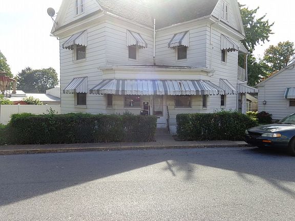 3rd image of 2655 Elm St #B