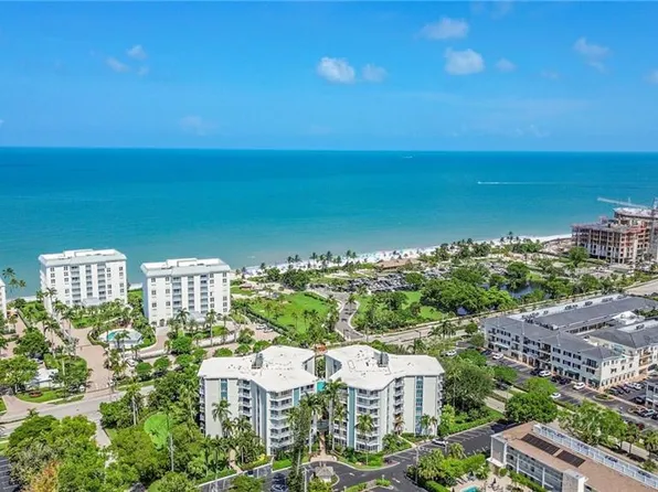 1300 Gulf Shore Blvd N APT 700, Naples, FL 34102