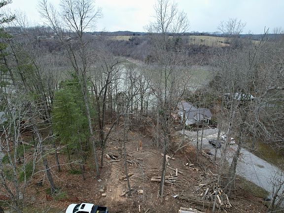 5th image of 6 Shoreline Dr