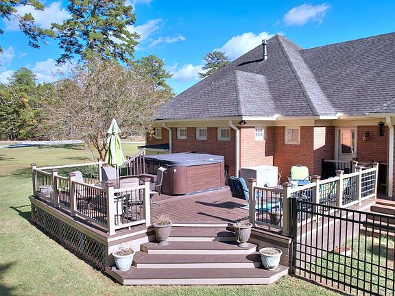 5th image of 2307 Tara Dr