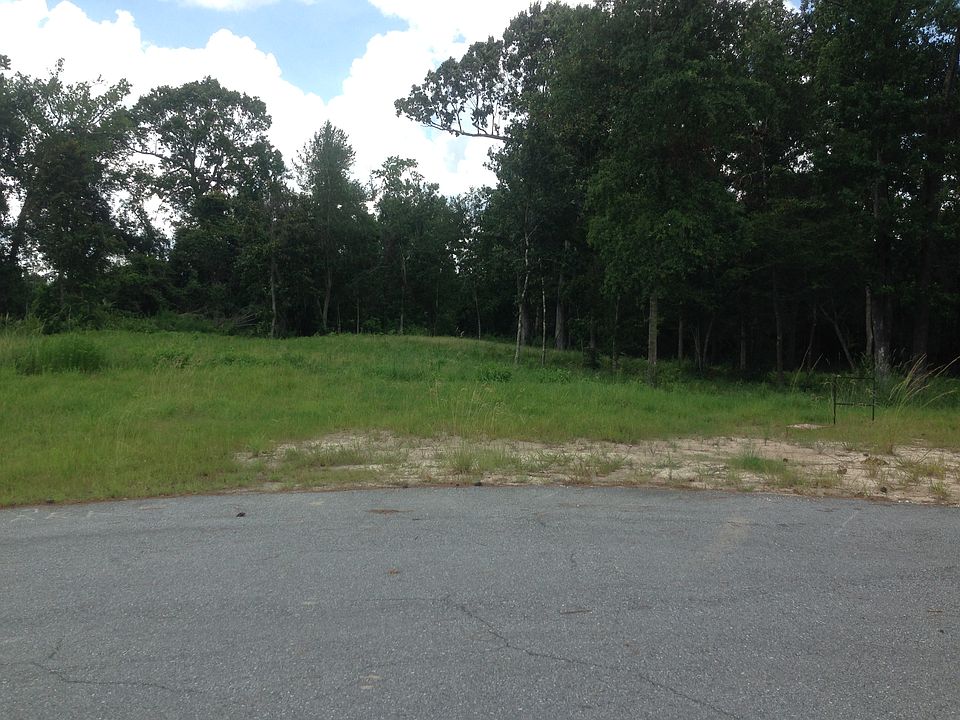 1st image of 752 Forest Cove