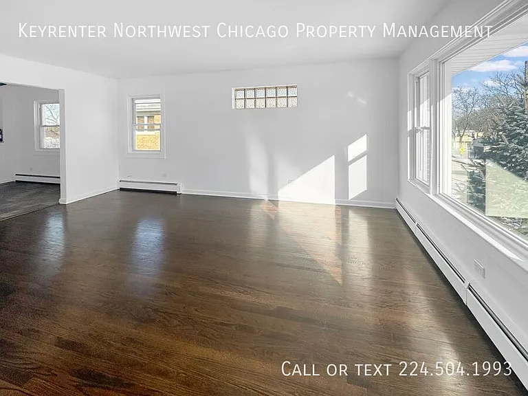 332 N Smith St #2 — Photo 5