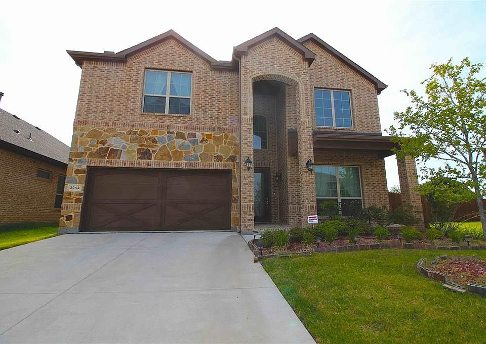 1st image of 2042 Milano Ln