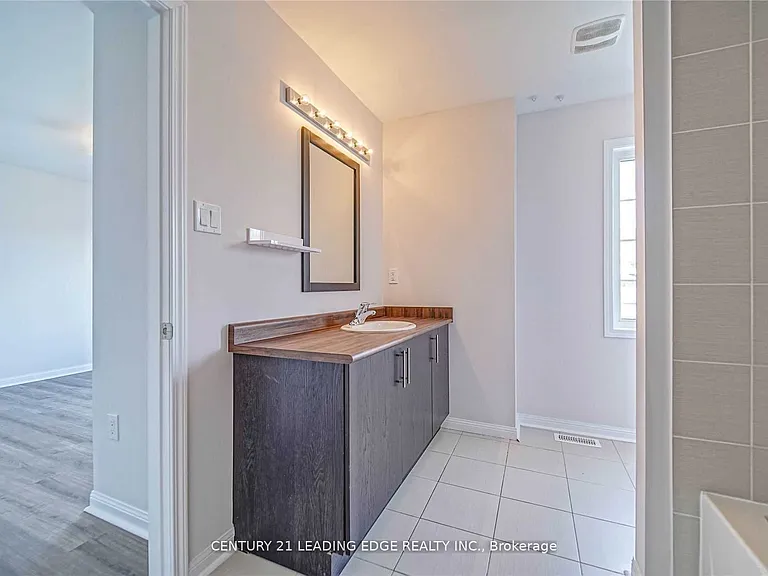 75 Henry Smith Ave — Photo 24