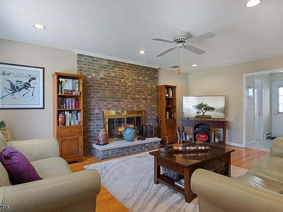 5th image of 39 Corey Rd