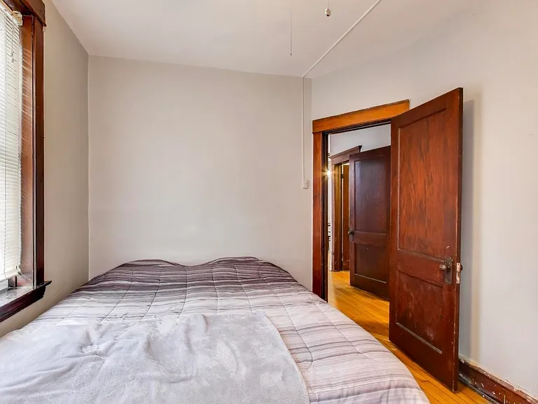 810 S Austin Blvd #1 — Photo 11