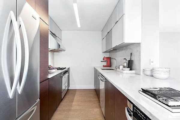 Rented by Greystar | media 3