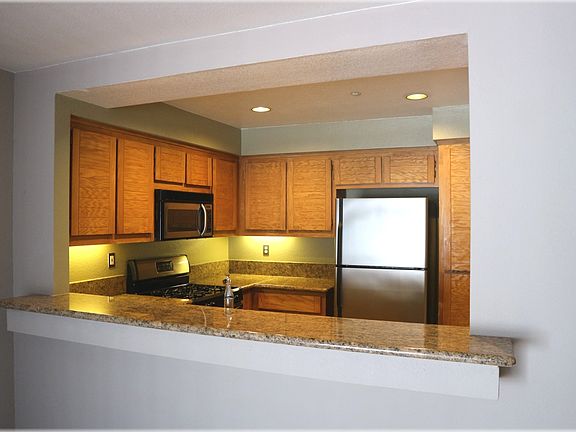 4th image of 6909 Rodling Dr Unit E