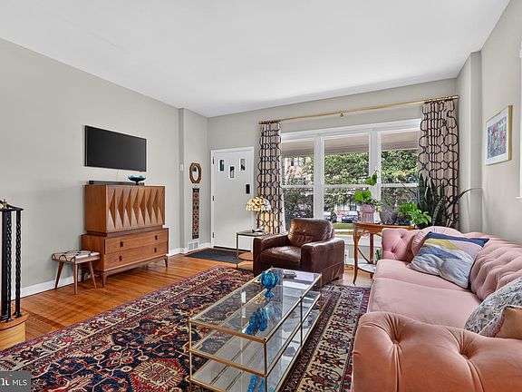 5th image of 611 N Jackson St