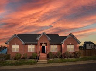 107 Ellersly Way, Kingston Springs, TN 37082