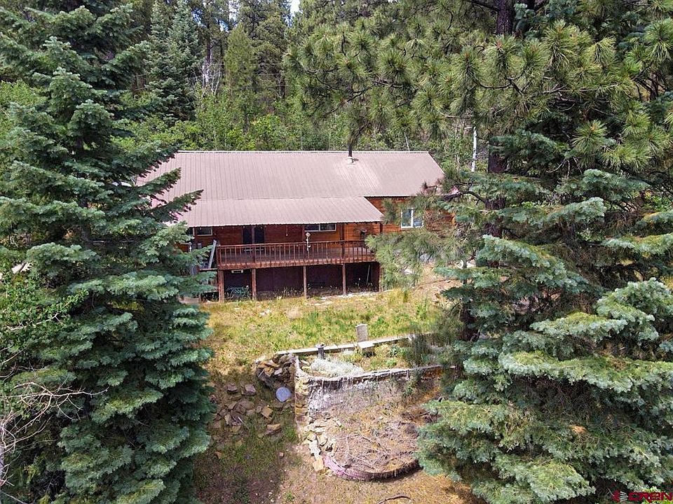 1st image of 450 Rosalie Drive