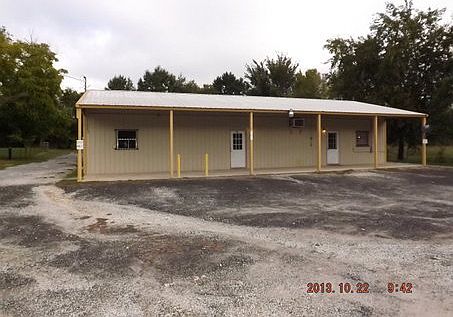 1st image of 902 W Broad St
