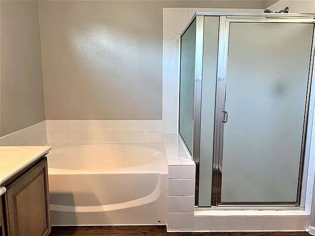 8232 Wildwood Glen Dr — Photo 11
