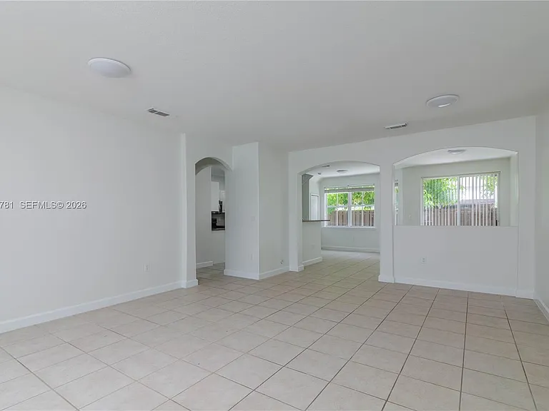 3126 NW 101st Ct — Photo 8