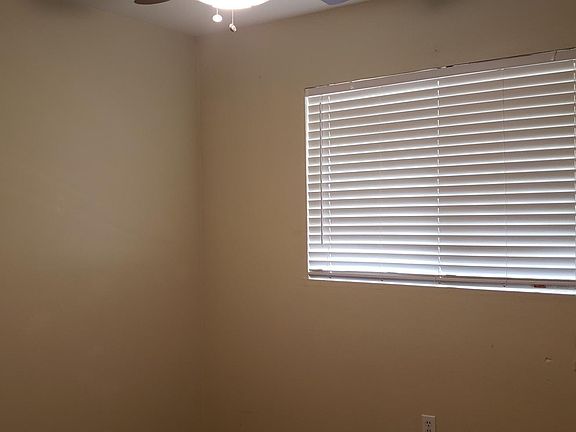 4th image of 23111 Sonnet Dr