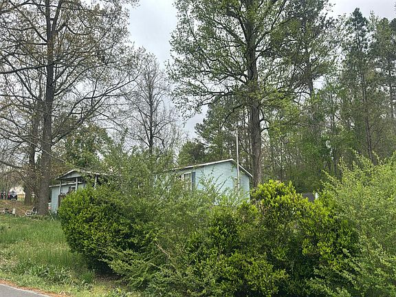 3rd image of 222 Betsy Ln