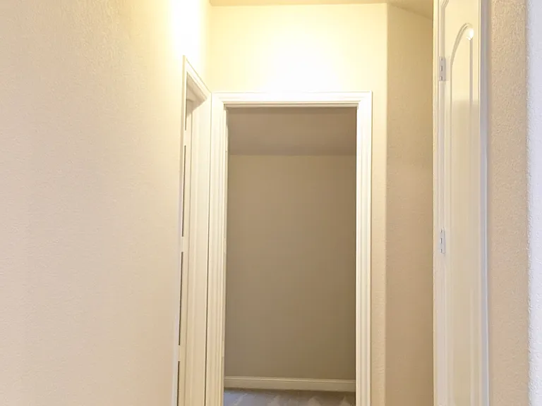 8717 Domingo Dr — Photo 11