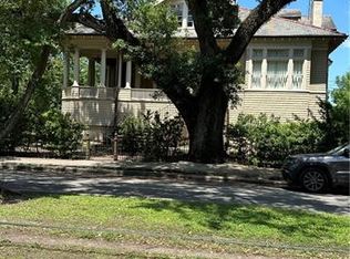 7407 Saint Charles Ave, New Orleans, LA 70118