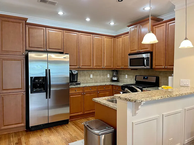 3779 Ashford Creek Ave — Photo 3
