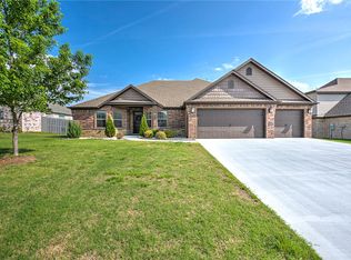 1201 Spring Hollow Rd, Bentonville, AR 72713