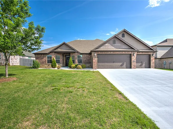 1201 Spring Hollow Rd, Bentonville, AR 72713