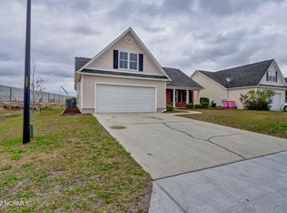 458 Putnam Dr, Wilmington, NC 28411