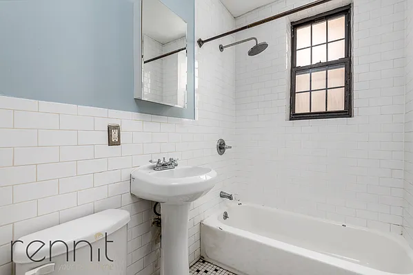 Rented by Rennit Inc. | media 24