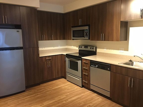 2nd image of 519 Broadway E #339