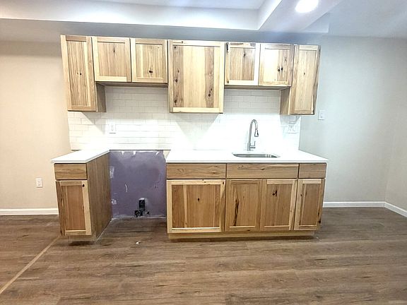 2nd image of 1513 Mulberry St #7