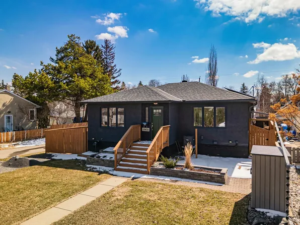 13635 108th Ave NW, Edmonton, AB T5M 2C7